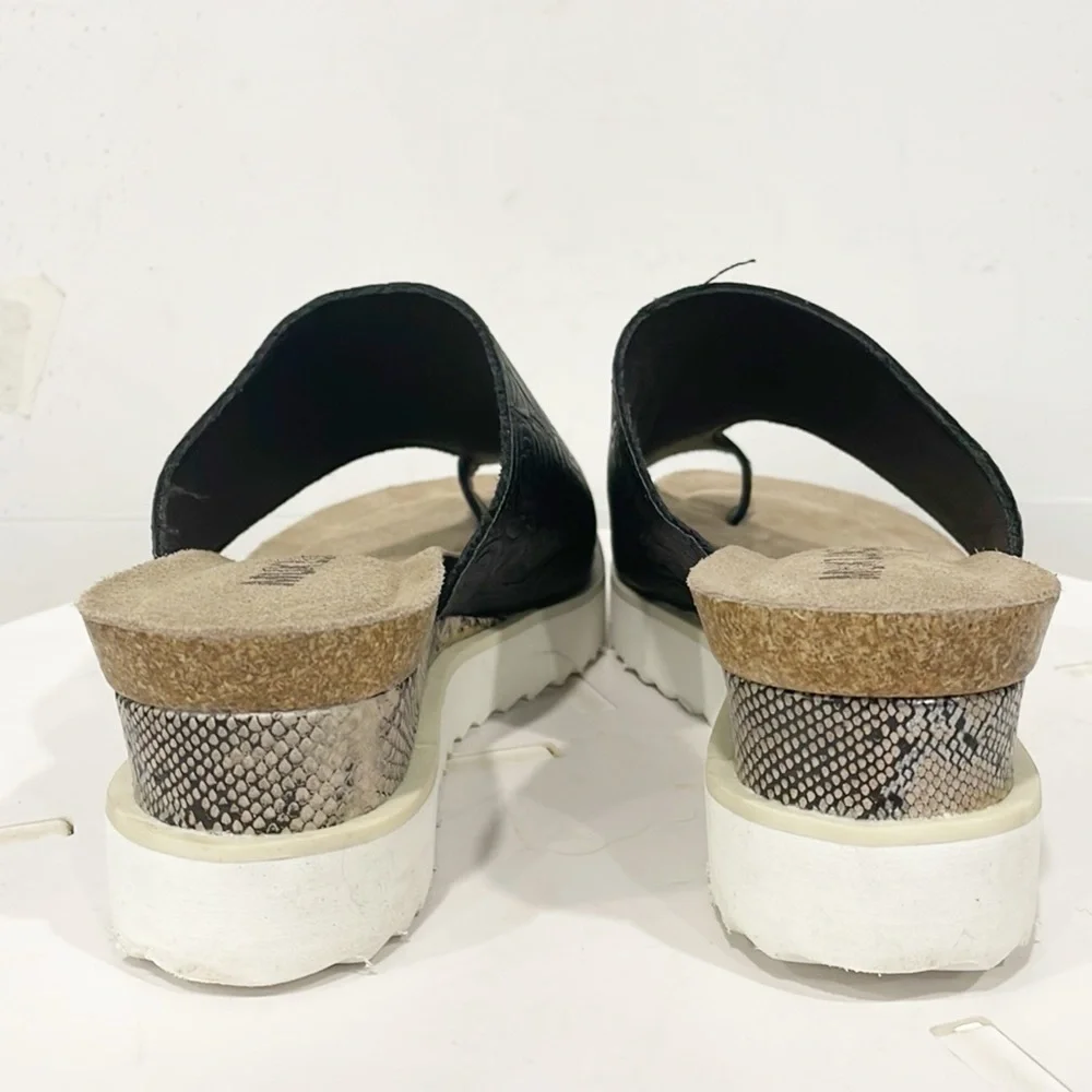 MUK LUKS Women Pitch Tenor Platform Sandals Slip On Black‎ Sz 8 Tooled Upper